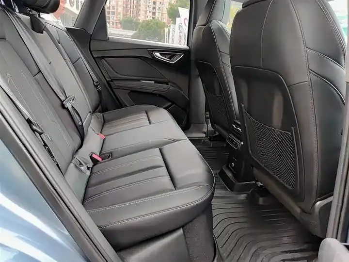 Audi Q4 e-tron 2024 40 e-tron Creation Edition 11