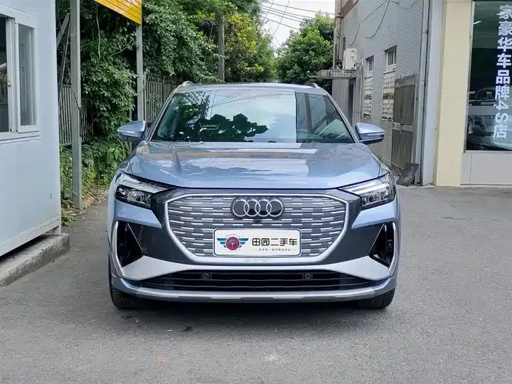 Audi Q4 e-tron 2024 40 e-tron Creation Edition 2