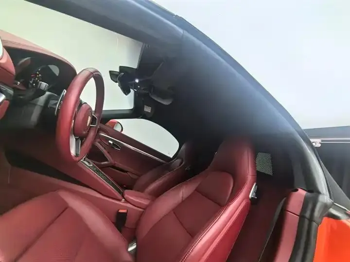 Porsche 718 2022 Boxster 2.0T 19