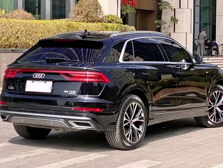 Audi Q8 2021 55 TFSI Selected Dynamic Type 6