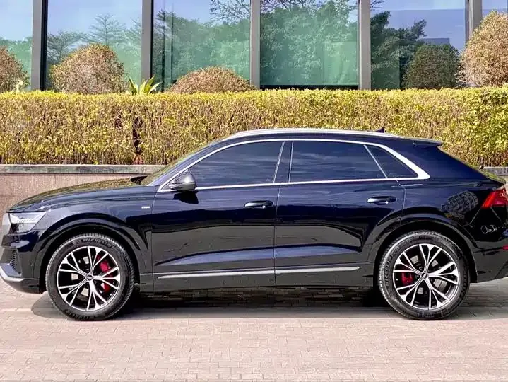 Audi Q8 2021 55 TFSI Selected Dynamic Type 7