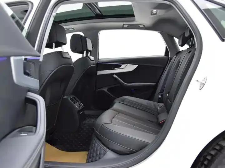 Audi A4L 2023 model, 40 TFSI Luxury Dynamic Edition 9