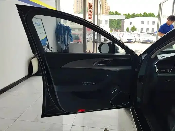 HongQi H5 2023 1.5T DCT Zhilian Flag Rhyme Edition 7
