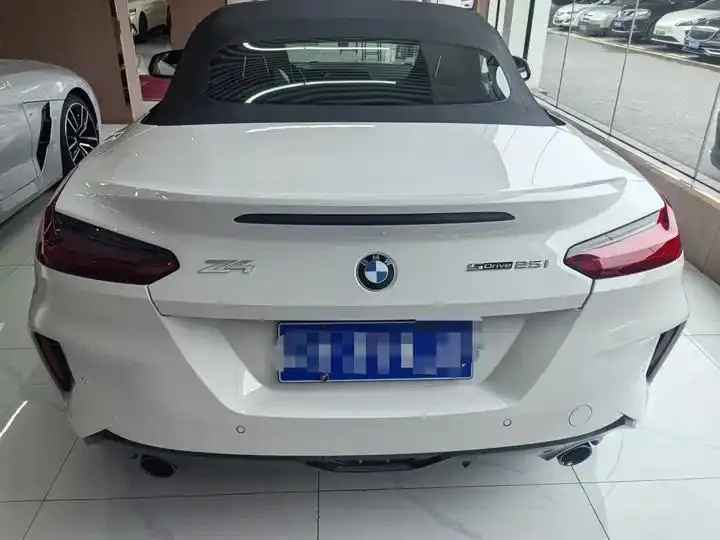 BMW Z4 2023 sDrive 25i M sports obsidian night suit 10