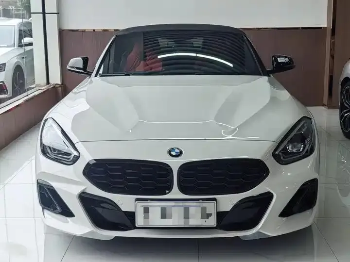 BMW Z4 2023 sDrive 25i M sports obsidian night suit 2