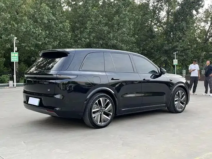 Li L8 2023 Max 3
