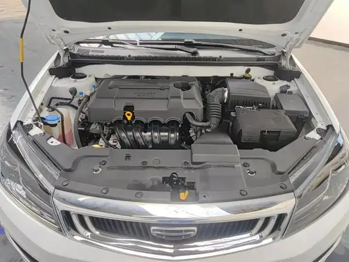 Emgrand 2020 1.5L Manual Luxury Model 10