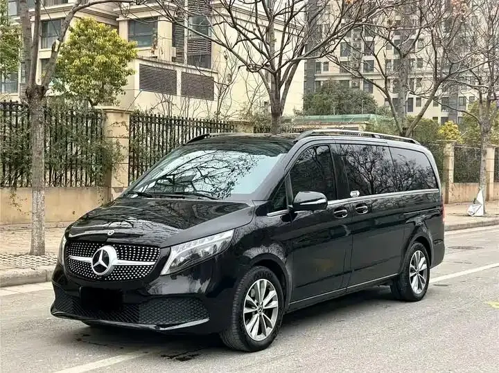 Mercedes Benz Class V 2022V 260 L Long Wheelbase Premium Edition 2