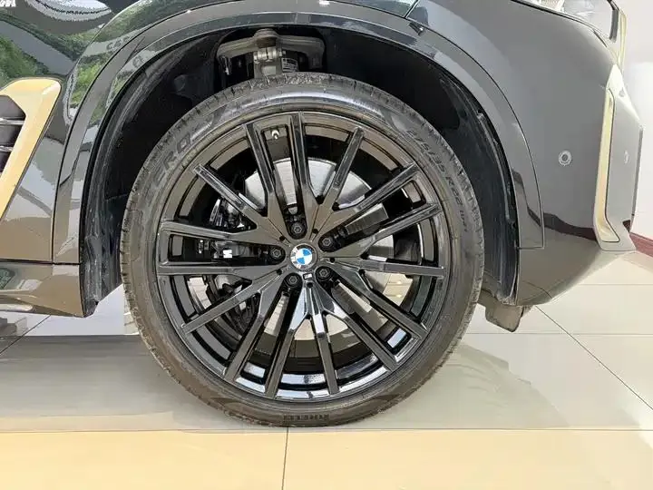 BMW X5 2024 xDrive 40Li Premium Black Flame Limited Edition 24