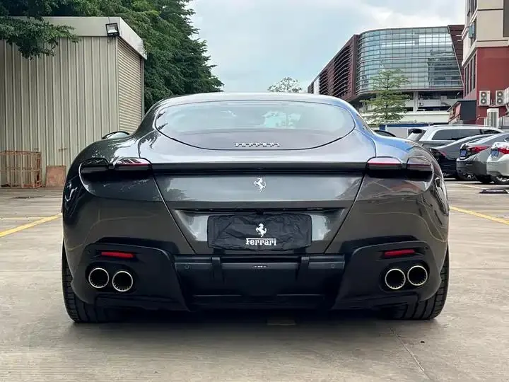 Roma 2020 3.9T V8 5
