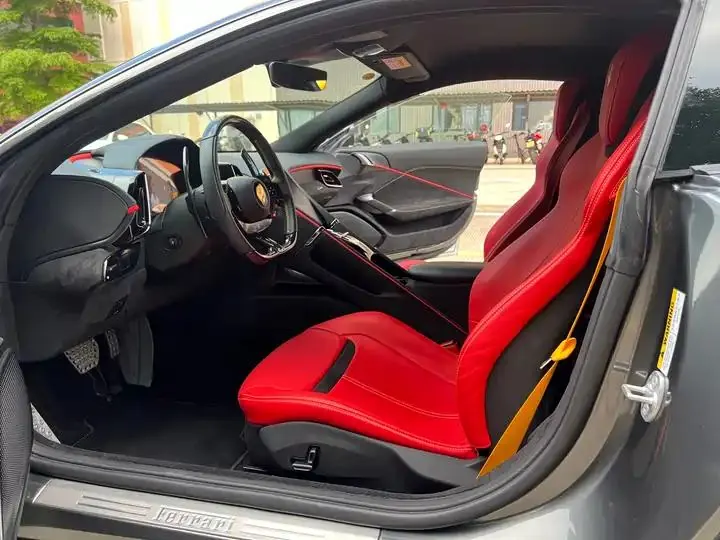 Roma 2020 3.9T V8 8