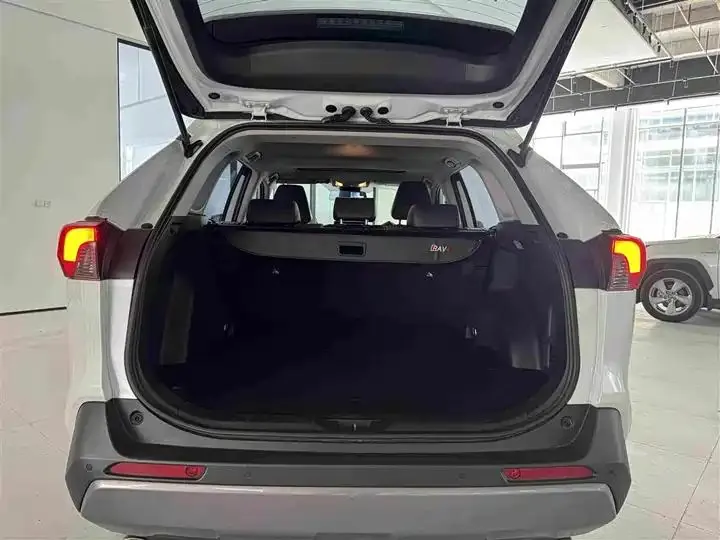 RAV4 Rongfeng 2021 2.0L CVT Two-Drive Fashion PLUS Edition 22