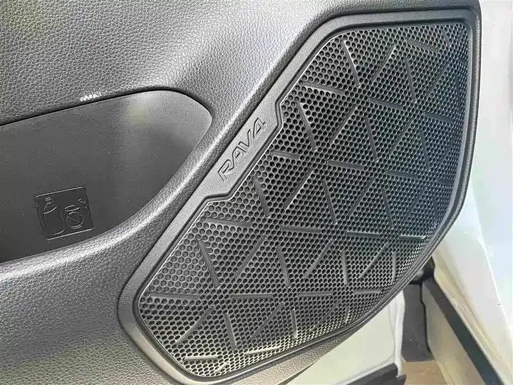 RAV4 Rongfeng 2021 2.0L CVT Two-Drive Fashion PLUS Edition 29