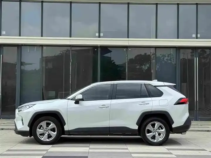 RAV4 Rongfeng 2021 2.0L CVT Two-Drive Fashion PLUS Edition 7