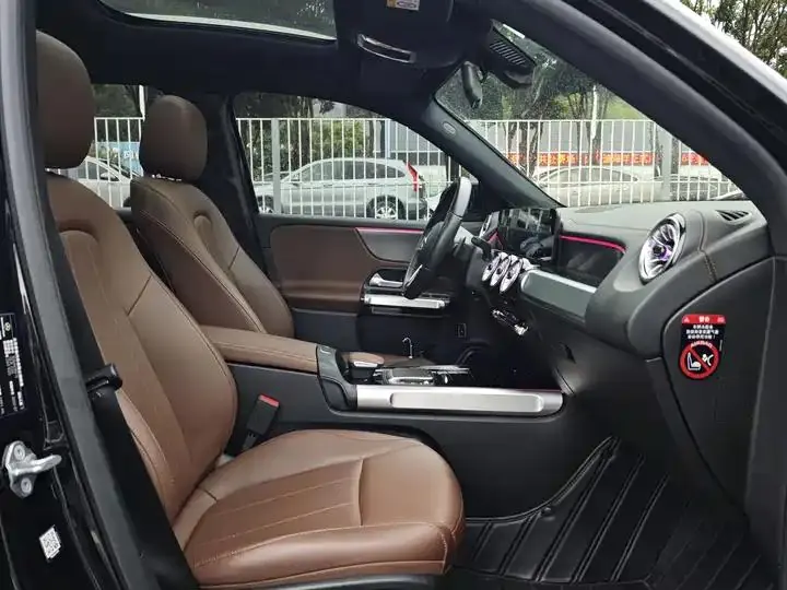 Mercedes Benz GLB 2022 GLB 220 Dynamic 10