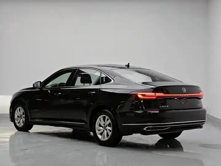 Passat 2022 280TSI Business Edition 4