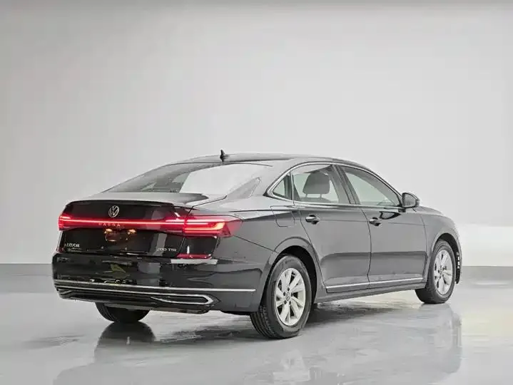 Passat 2022 280TSI Business Edition 6