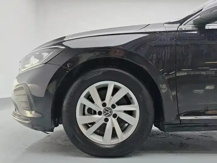 Passat 2022 280TSI Business Edition 7