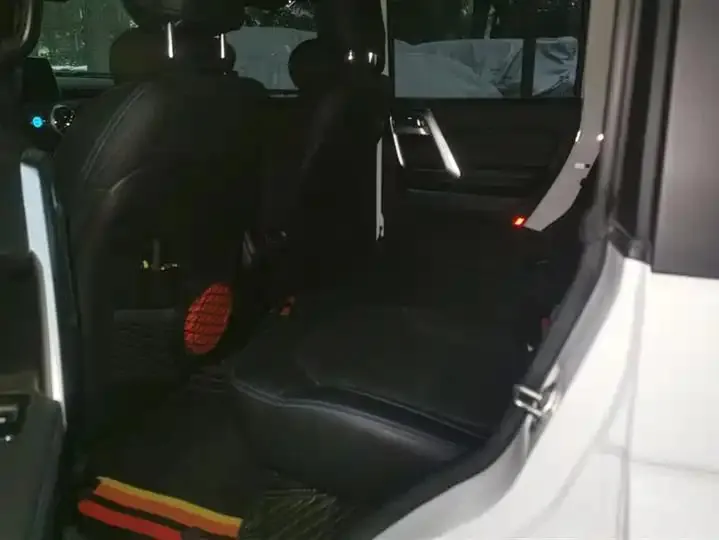 Beijing BJ40 2020 2.0T Automatic Four-wheel Drive City Hunter Edition Chivalrous Type 11