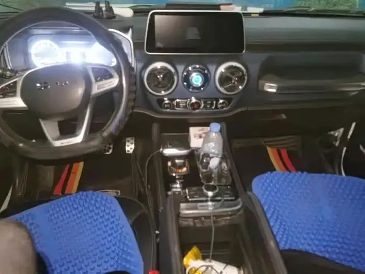 Beijing BJ40 2020 2.0T Automatic Four-wheel Drive City Hunter Edition Chivalrous Type 12