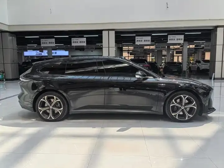 NIO ET5T 2023 75kWh Touring 5