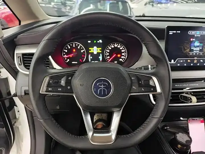Song MAX 2021 upgraded version 1.5T automatic honor 7 seats 11