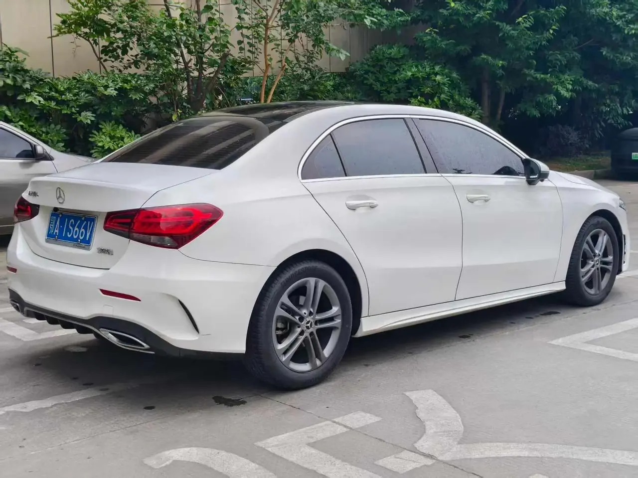 Mercedes Benz Class A 2022 A 180 L Sports Car 8