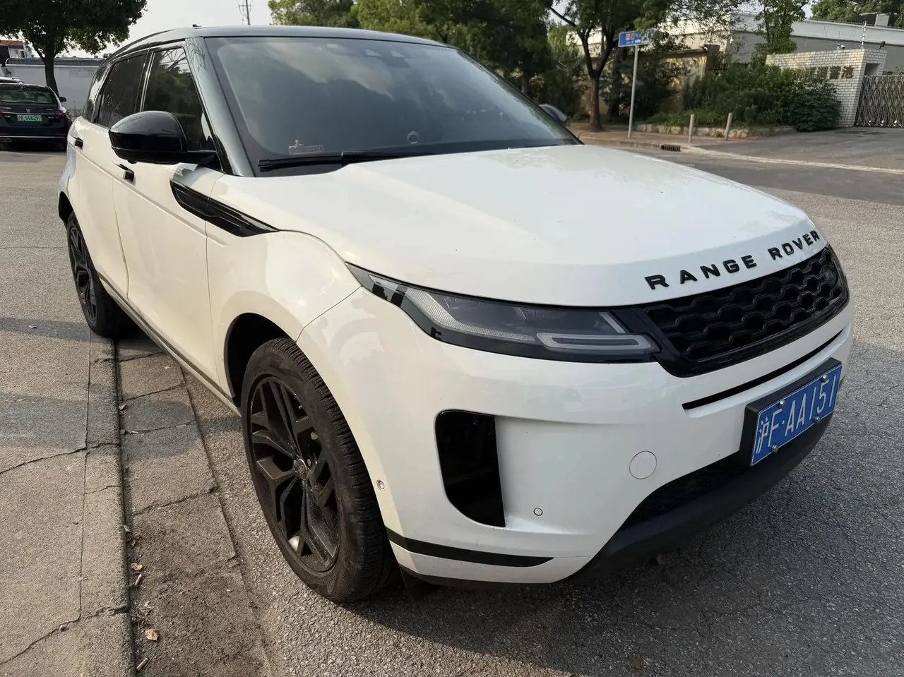 Range Rover Aurora 2020 249PS Youth Edition 3