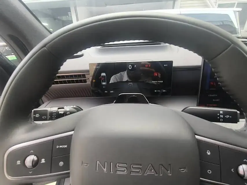 Nissan 2026 NX 8 650 Max Automatic 13