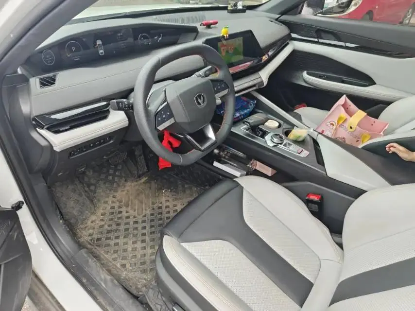 ChangAn 2024 UNI-V Zhidian iDD 1.5 Stepless Blue Whale 136km Zhiku Automatic Gear 5