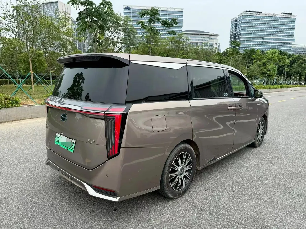 Chuanqi 2023 E9 2.0T MAX automatic gear 4