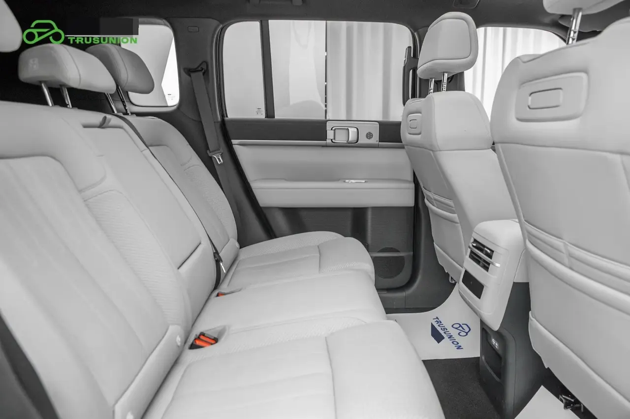 FangChengBao 2025 titanium 7 1.5T stepless 190KM four-wheel drive Ultra version of automatic gear 12