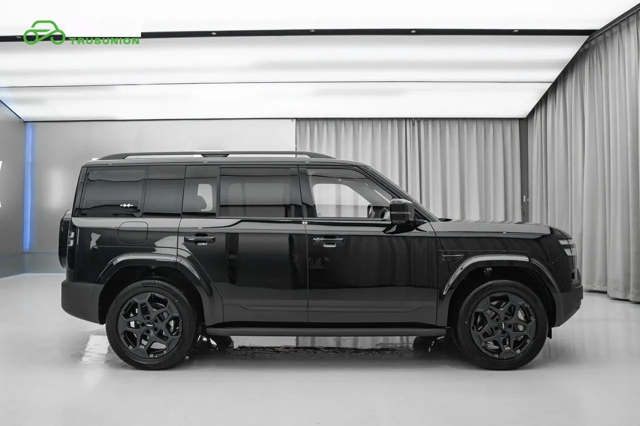 FangChengBao 2025 titanium 7 1.5T stepless 190KM four-wheel drive Ultra version of automatic gear 3