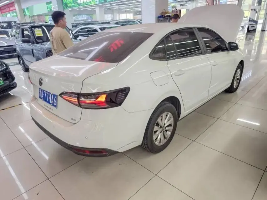 Volkswagen 2025 Lavida New Entry 1.5 Outstanding New Edition Automatic 5