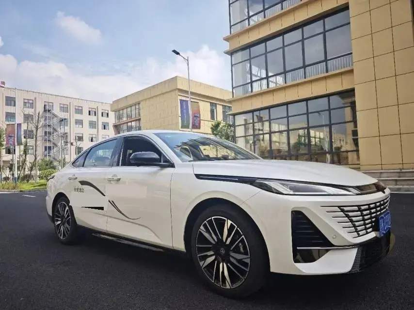 ChangAn 2026 Yidong 1.5T 500Bar Smart Automatic Gear 3