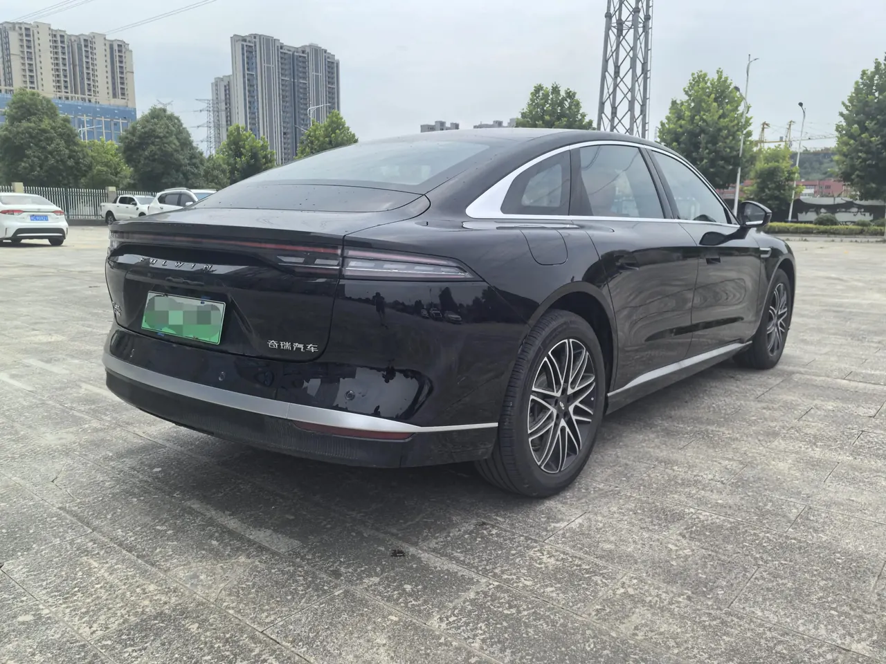 Chery 2025 Fengyun A9L 1.5T 260 Long Endurance Deluxe Edition Automatic Gear 9