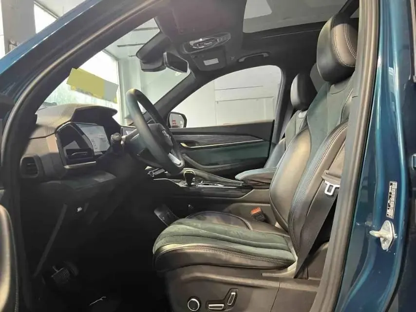 XingyueL (Monjaro) 2021 model 2.0TD DCT EVO two-wheel-drive Intelligent Supreme Edition 4