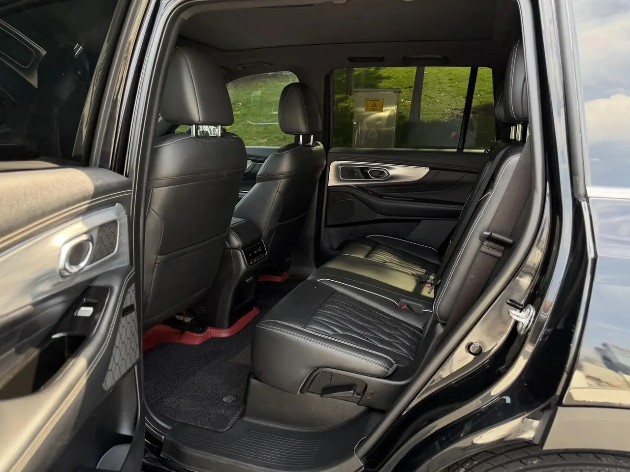 Chuanqi GS8 2022 Pilot Series 2.0TGDI Two-Drive Deluxe Zhilian Edition (Seven Seat) 7