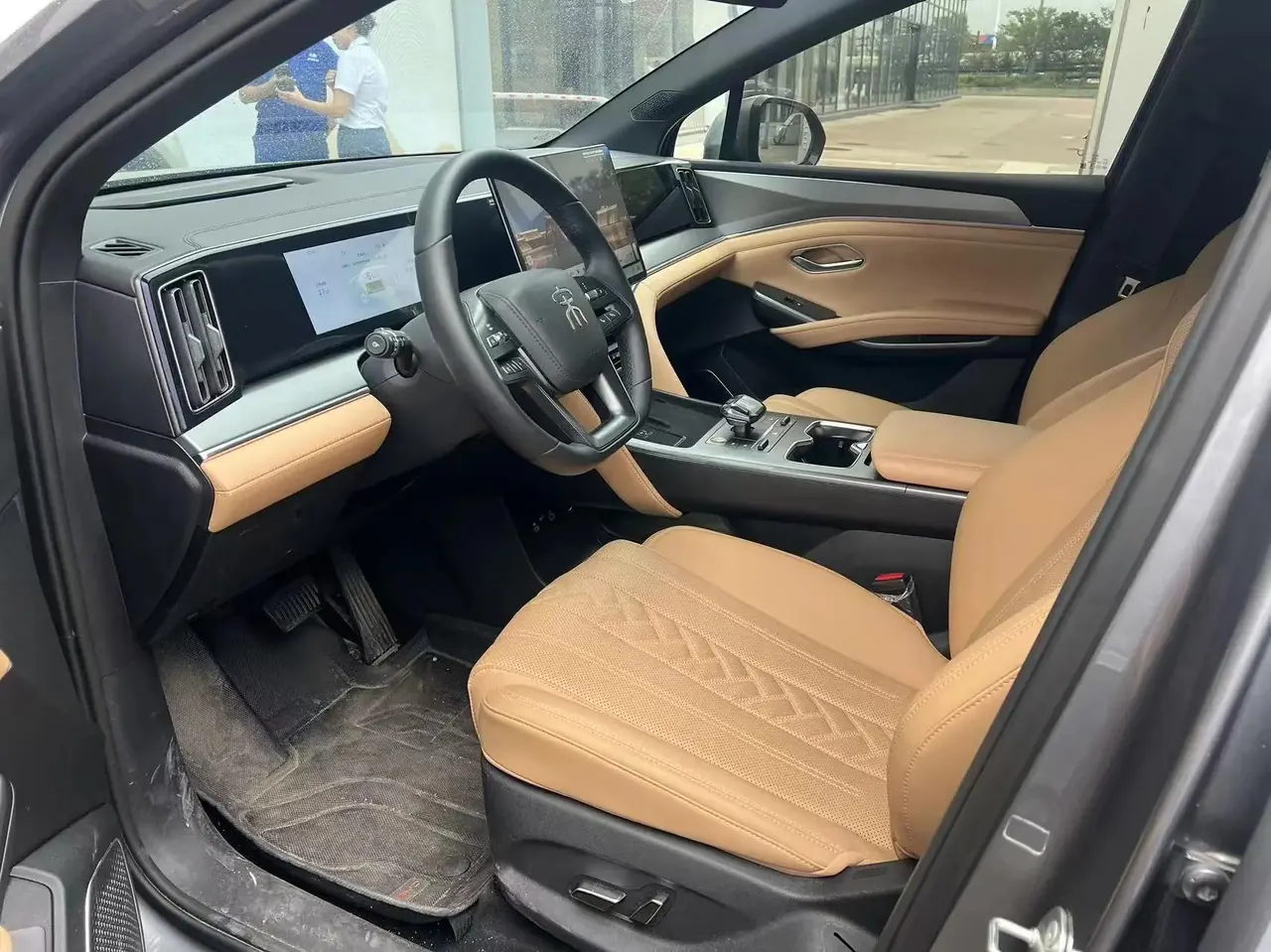 BYD 2025 Song L DM-i 1.5 Stepless Smart Driving Edition 160km Excellent Automatic Gear 4