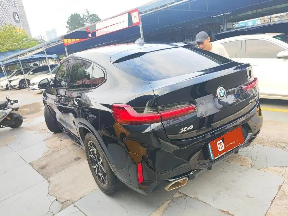 BMW X4 2022 xDrive 25i M Sport Package 4
