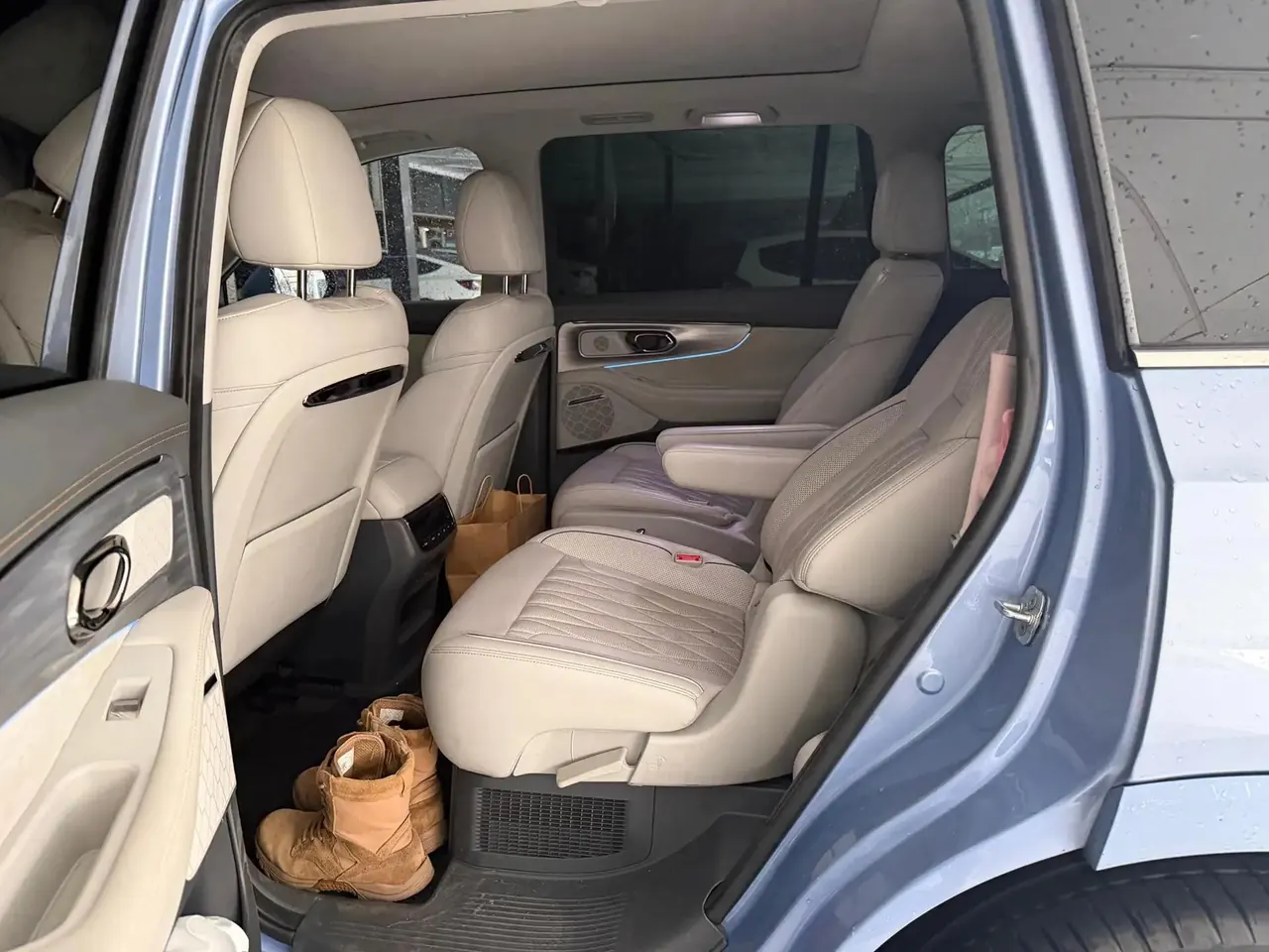 Chuanqi GS8 2022 Dual Qing Series 2.0TM Two-Drive Premium Edition (6 seats) 3
