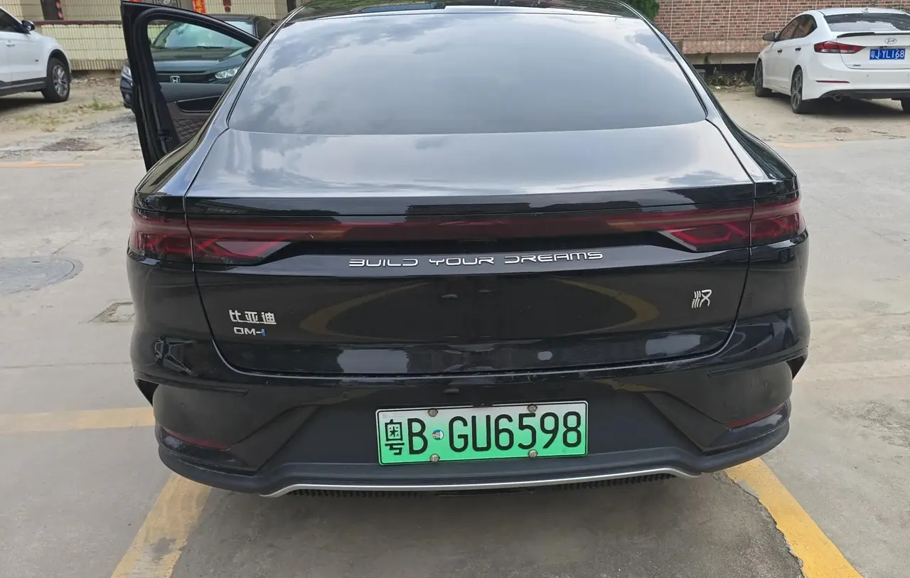 BYD 2024 Han DM-i 1.5T stepless glory version 121KM pilot automatic gear 6