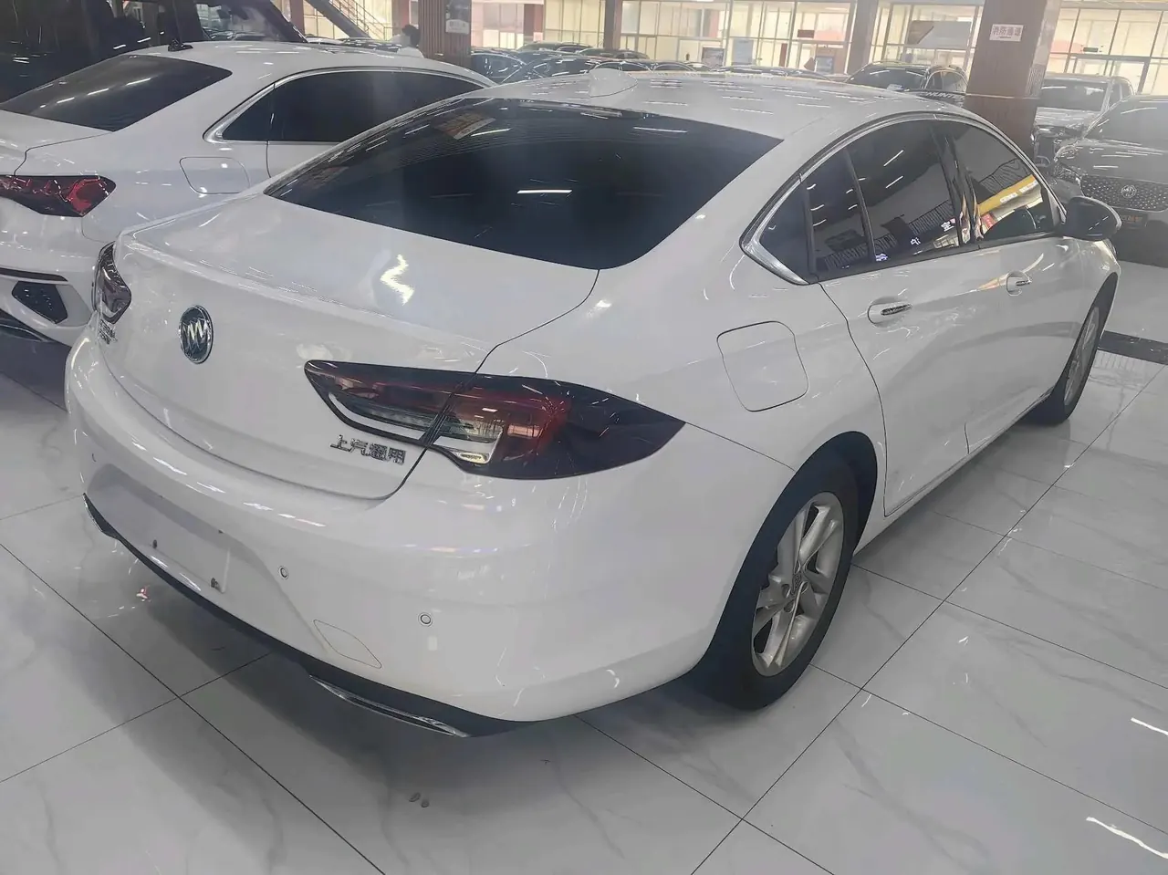 Regal 2020 552T Elite 7