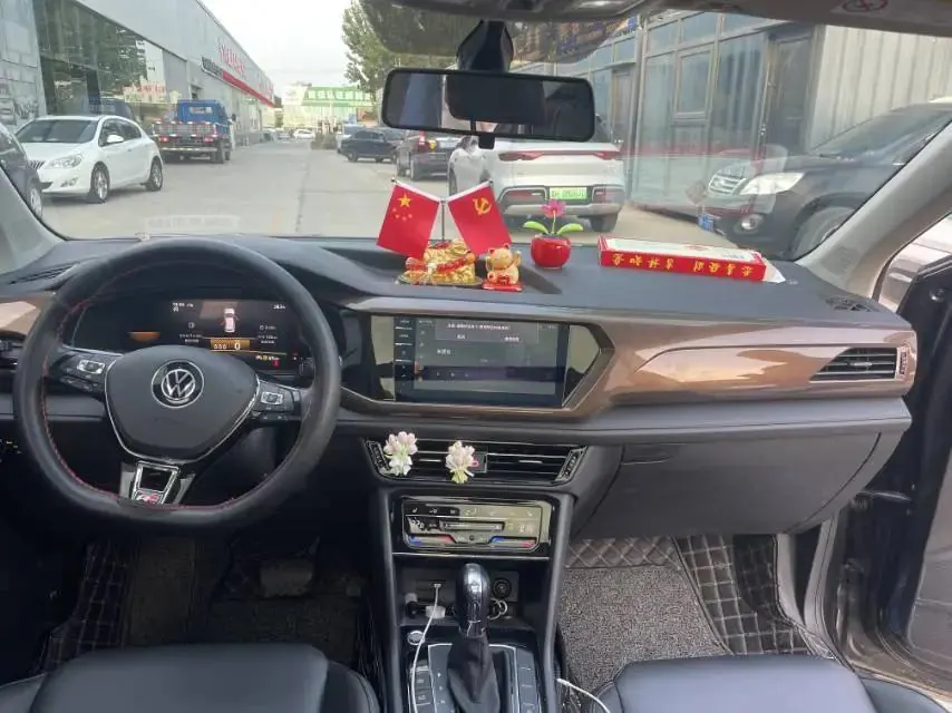 Tougu 2022 280TSI Two-Wheel-Drive Luxury Edition 8