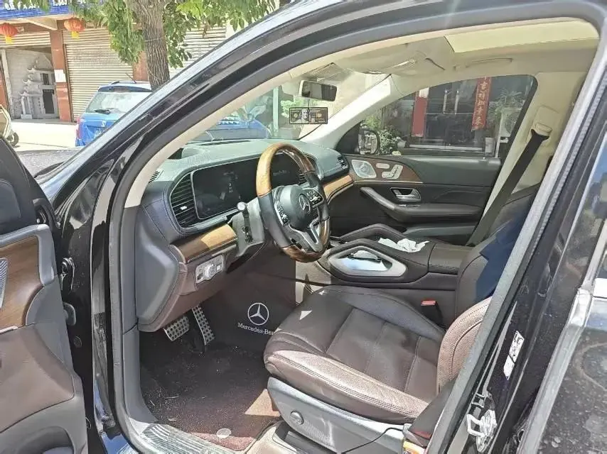 Mercedes Benz GLS 2020 GLS 450 4MATIC Luxury 3