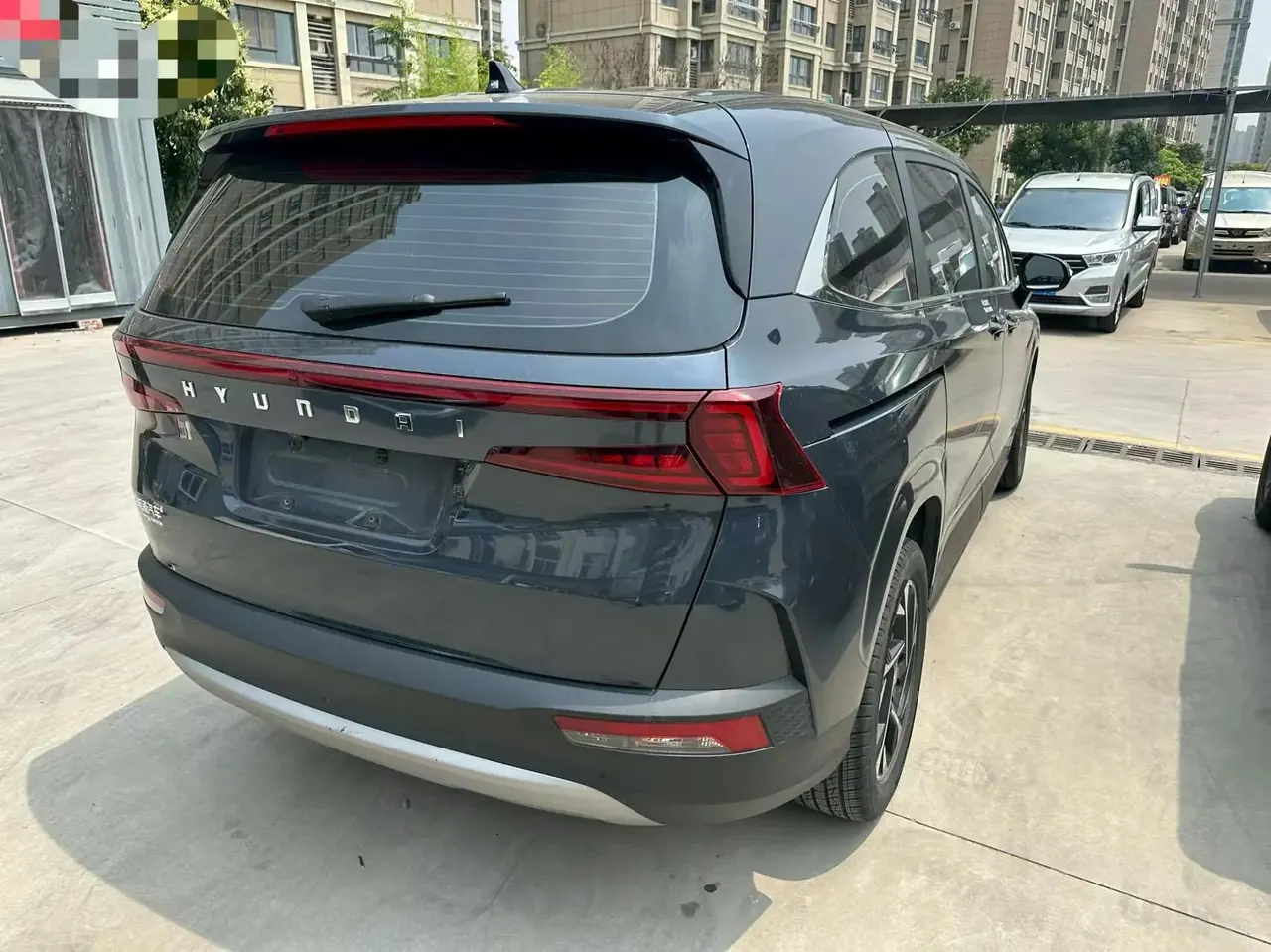 Custin 2021 270TGDi Prestige LUX 9