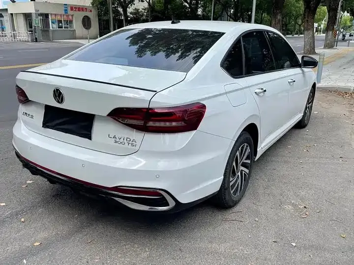 Lavida 2024 300TSI DSG Starry Sky Flagship Edition 9