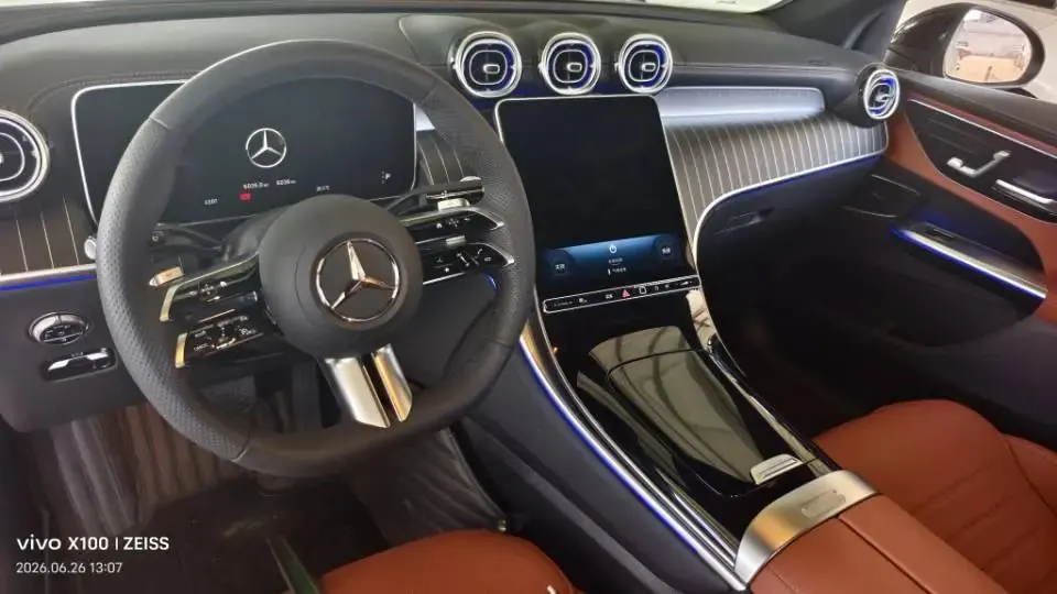 Mercedes Benz 2025 GLC 300 L 4MATIC 48V 2.0T dynamic 5-seat automatic gear 3