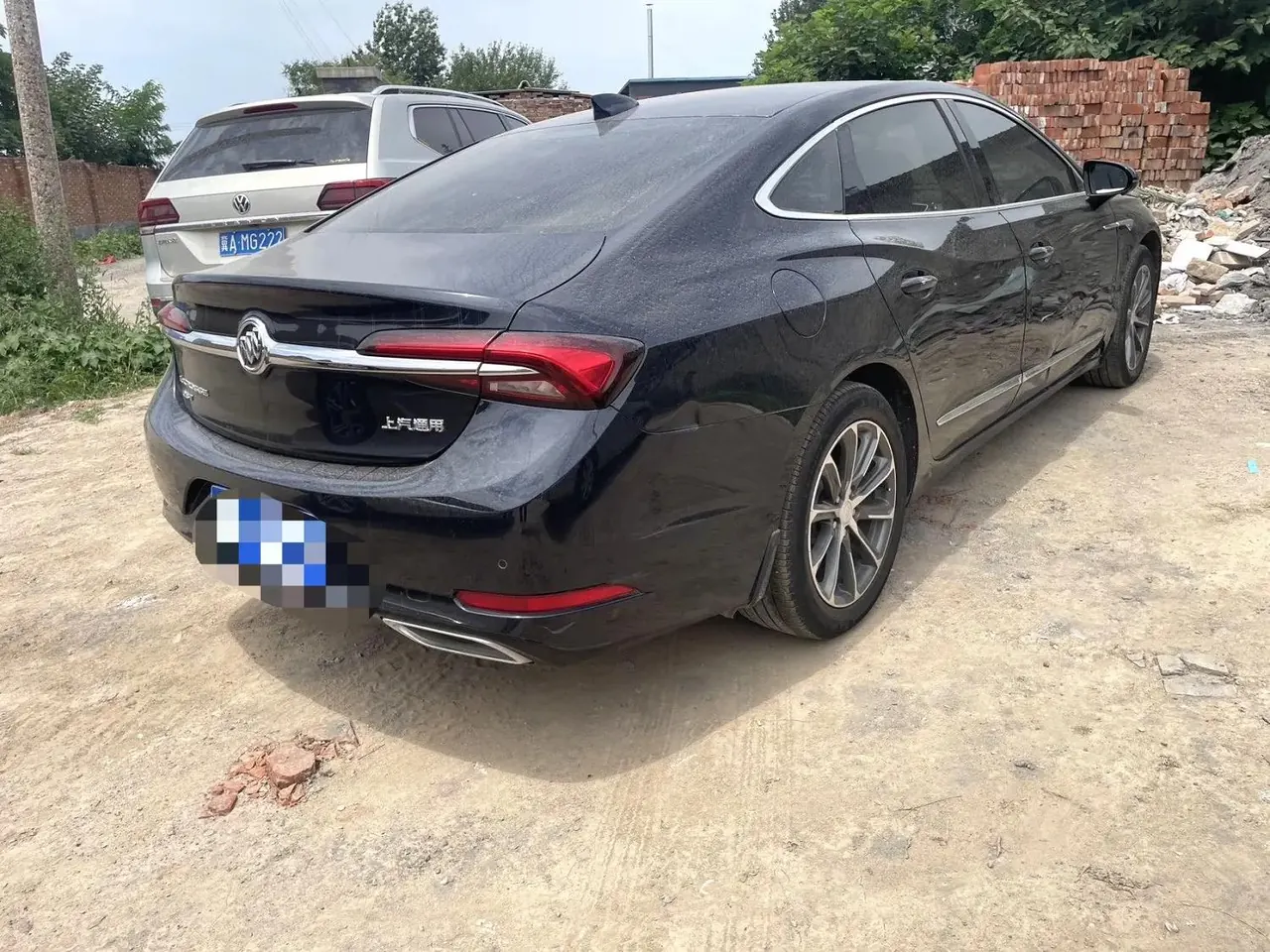 LaCrosse 2019 28T Luxury Model 3