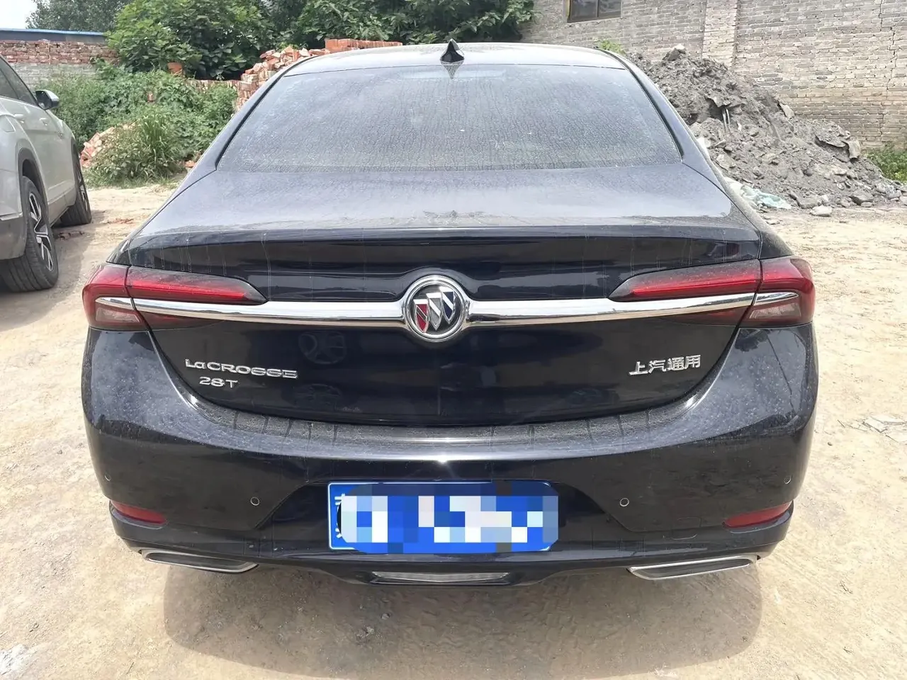 LaCrosse 2019 28T Luxury Model 4